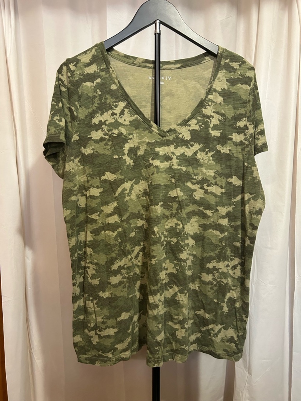 Ava and Viv Lightweight V-Neck Camo Tee - Olive Green size 1X